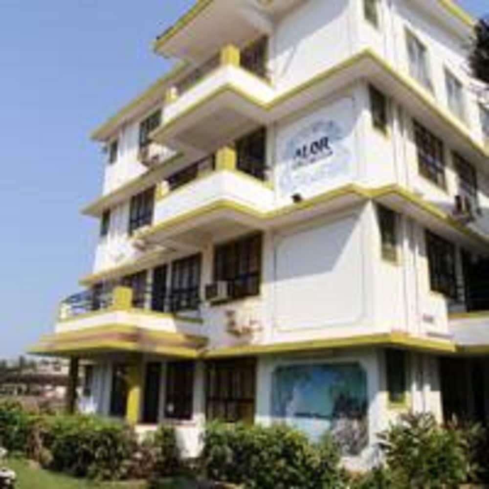 Alor Holiday Resort Calangute Extérieur photo