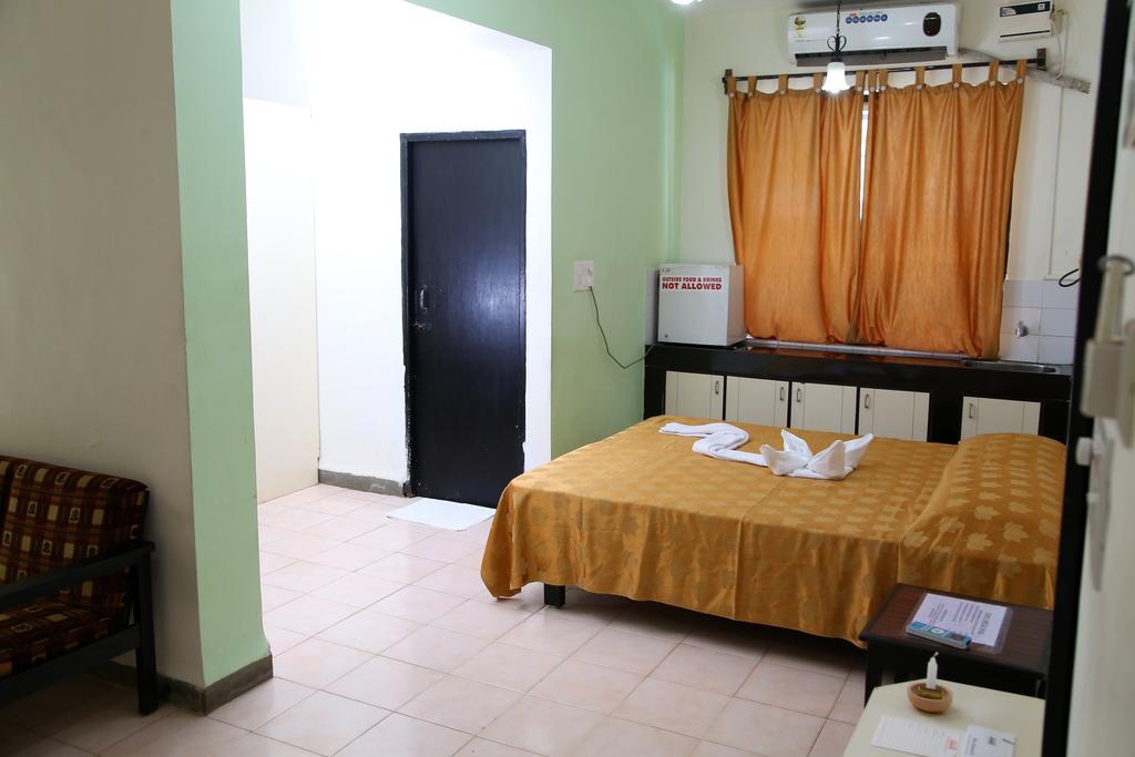 Alor Holiday Resort Calangute Extérieur photo